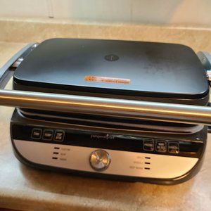 Pampered Chef Deluxe Electric Grill & Griddle